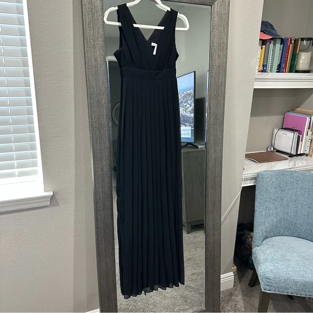 BCBGeneration Black Elegant Pleated Evening Gown Maxi Full Length Size 0 - Picture 6 of 13